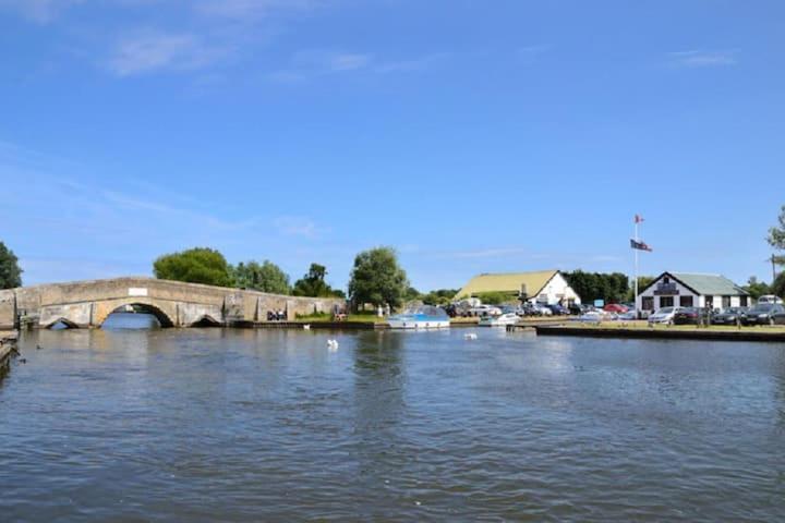 Fabulous 2 Bedroom Dog Friendly Chalet 5 Min Walk To Beach, Nr Gt Yarmouth & Norfolk Broads Scratby 外观 照片