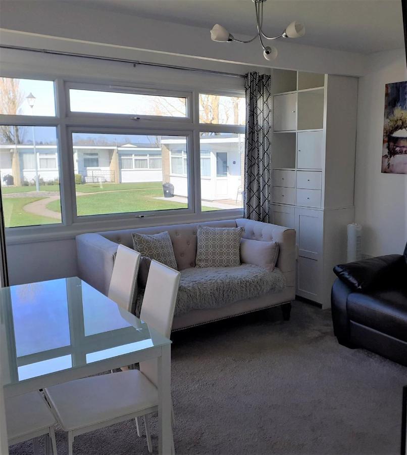 Fabulous 2 Bedroom Dog Friendly Chalet 5 Min Walk To Beach, Nr Gt Yarmouth & Norfolk Broads Scratby 外观 照片